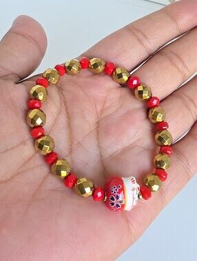 Lucky Cat Maneki Neko Stretch Bracelet Red Gold Beaded Kawaii Good Luck Gift